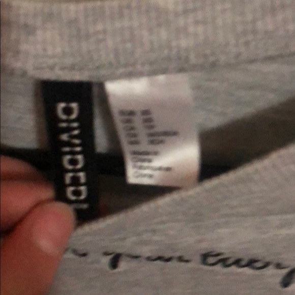 long sleeve h&m t shirt - Picture 3 of 3